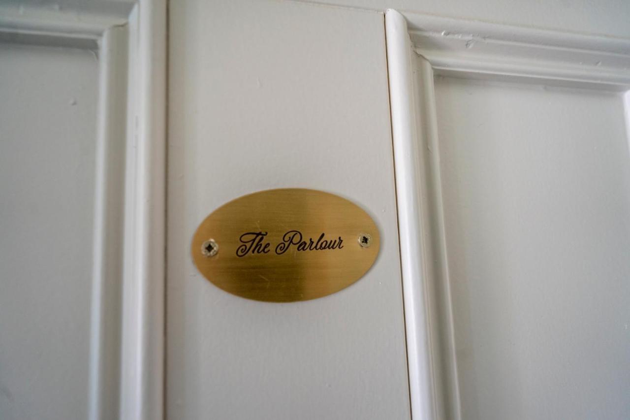 The Parlour At Dukes Townhouse Apartment York Exterior photo